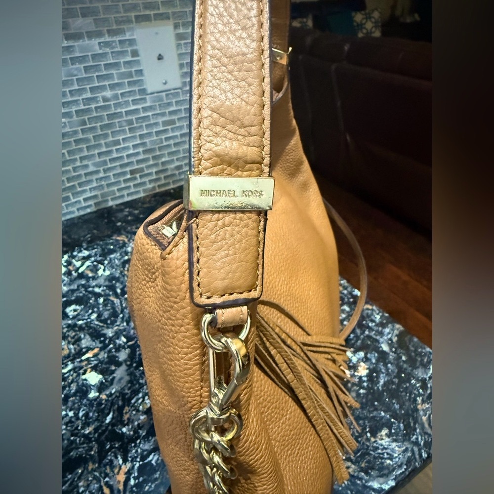 MICHAEL KORS  Weston Tan Leather Bag - Picture 3 of 11